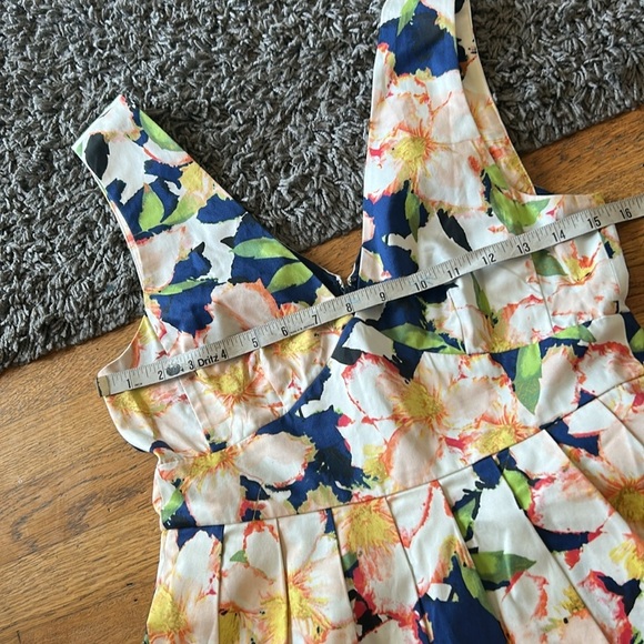 J. Crew Floral Pleated V-Neck Sleeveless Fit & Flare A-Line Dress Size 2 - Picture 8 of 13